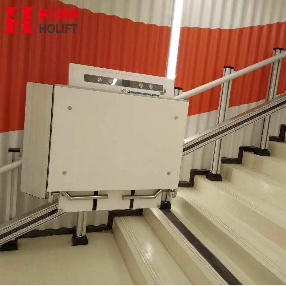 Outdoor Platform Lift For Handicapped Electric Wheelchair Lift For