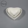 Wholesale bakeware set baking mould white ceramic heart shape baking dish