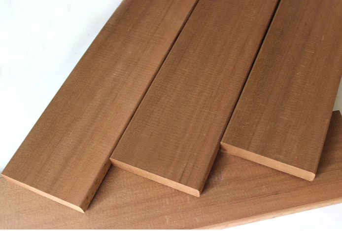 红色雪松木 suana 房间