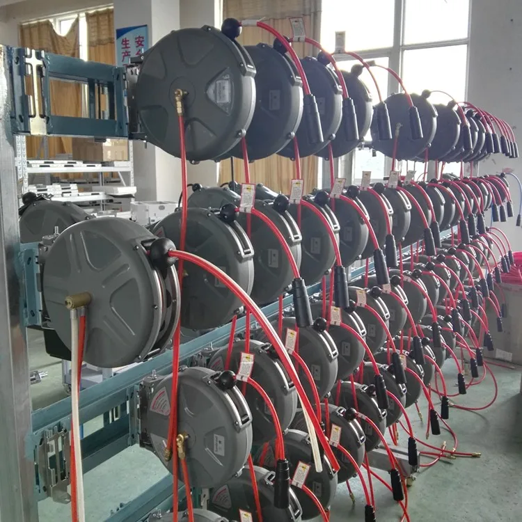 medical oxygen hose reel