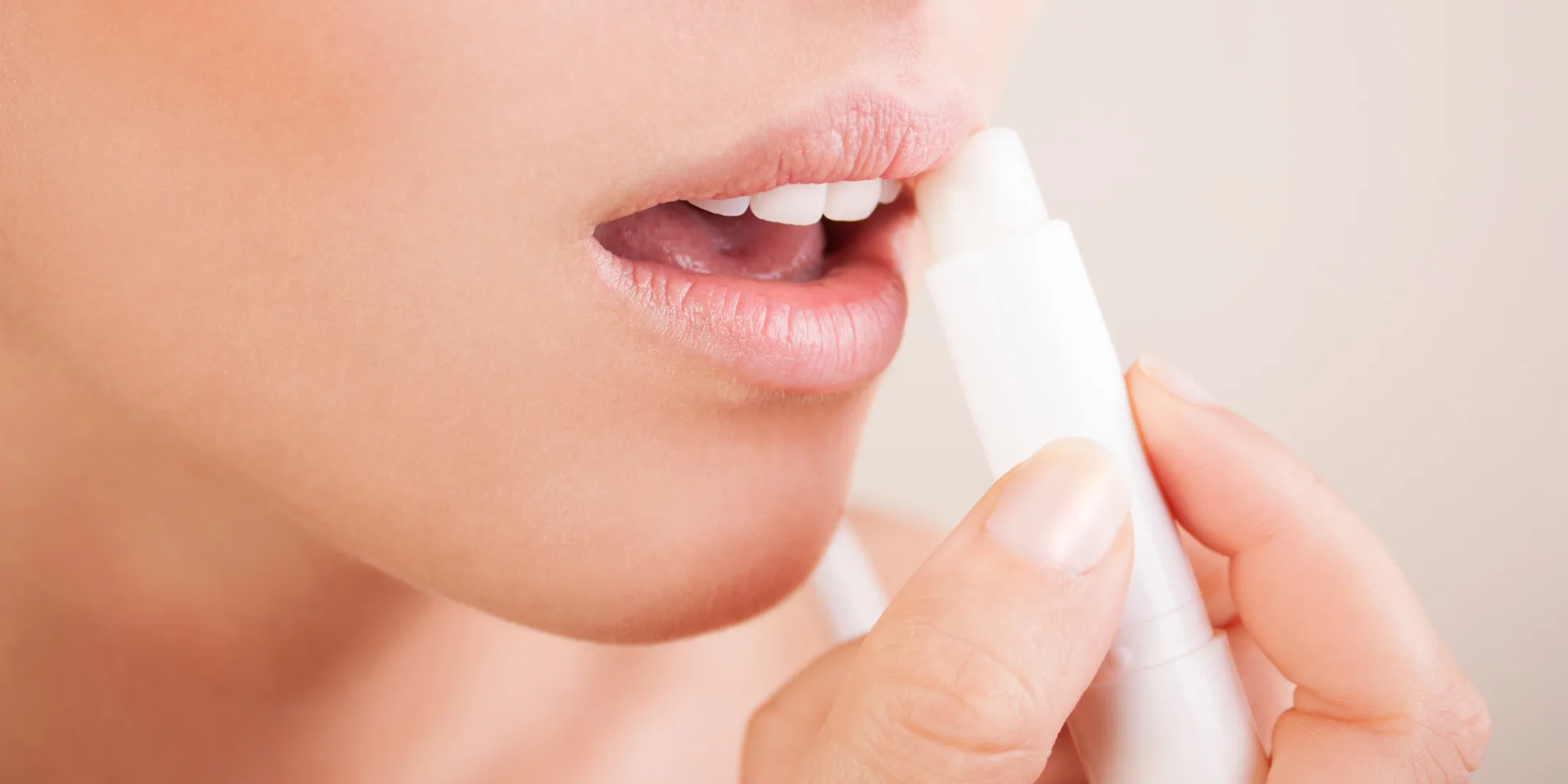 Natural moisturizing private label lip balm custom vitamin E original beeswax lip balm