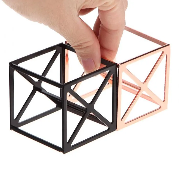 makeup sponge holder4.jpg