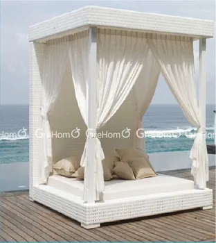 Outdoor Furniture King Size Garden Canopy Day Bed Outdoor Furniture King Size Garden Canopy Day Bed