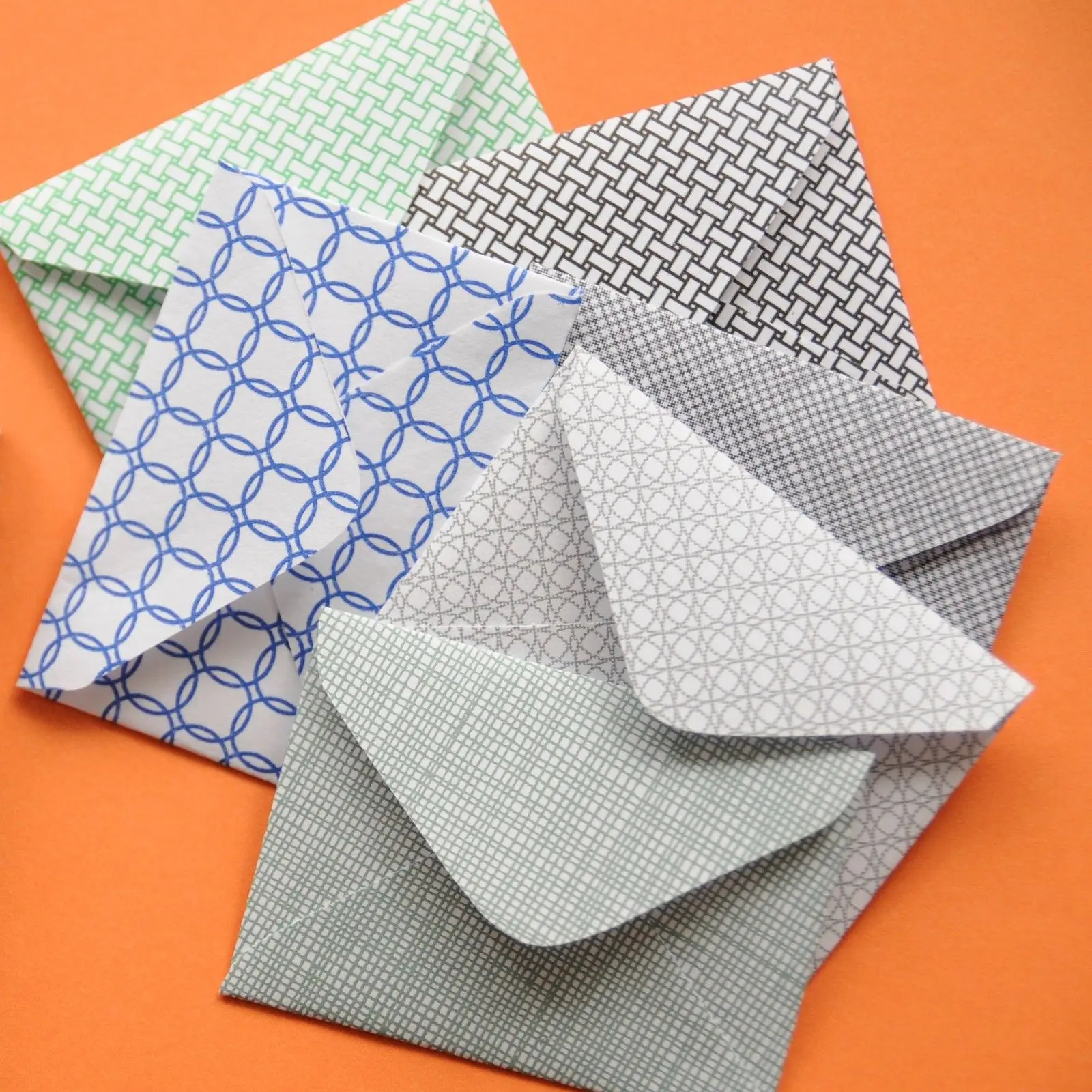 Mini Envelope In Assorted Pattern Or Kraft Paper,2.25