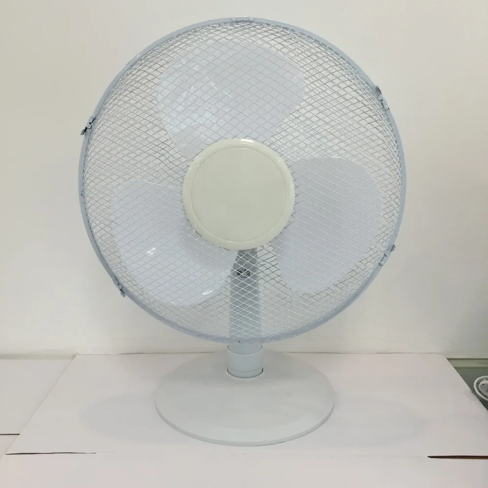 12 oscillating desk fan