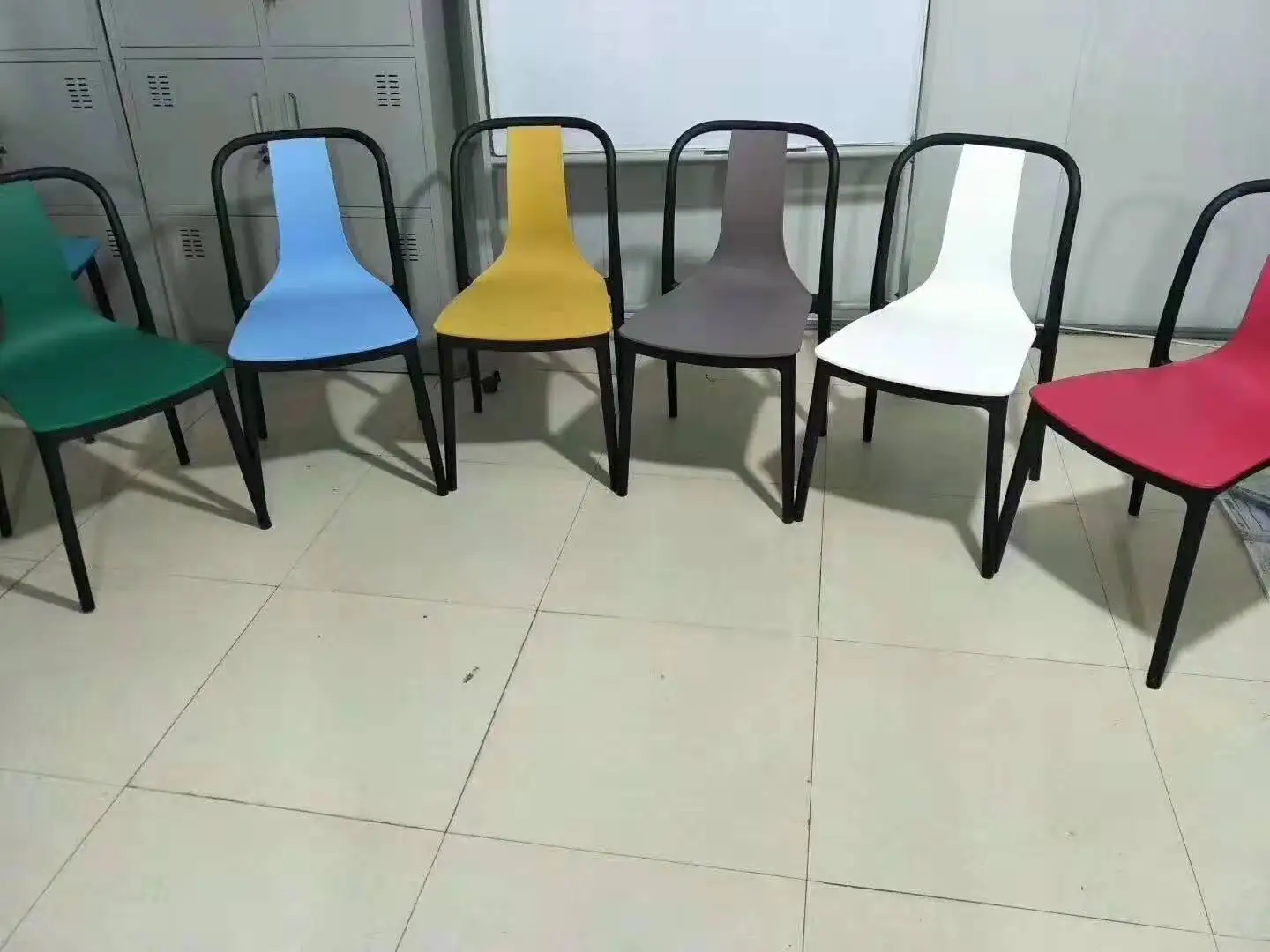 modern sytle cheap plastic wedding chair