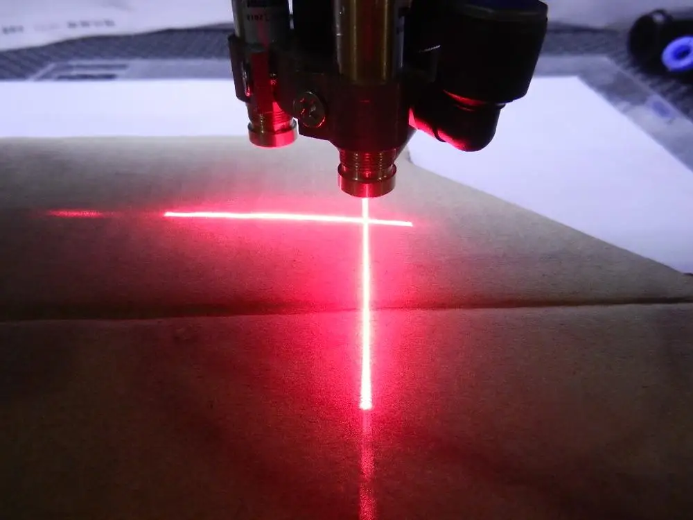 Jinan Zing Co2 me<em></em>tal Laser Cutter 1325 Hot Sale me<em></em>tal Laser Cutting Machine