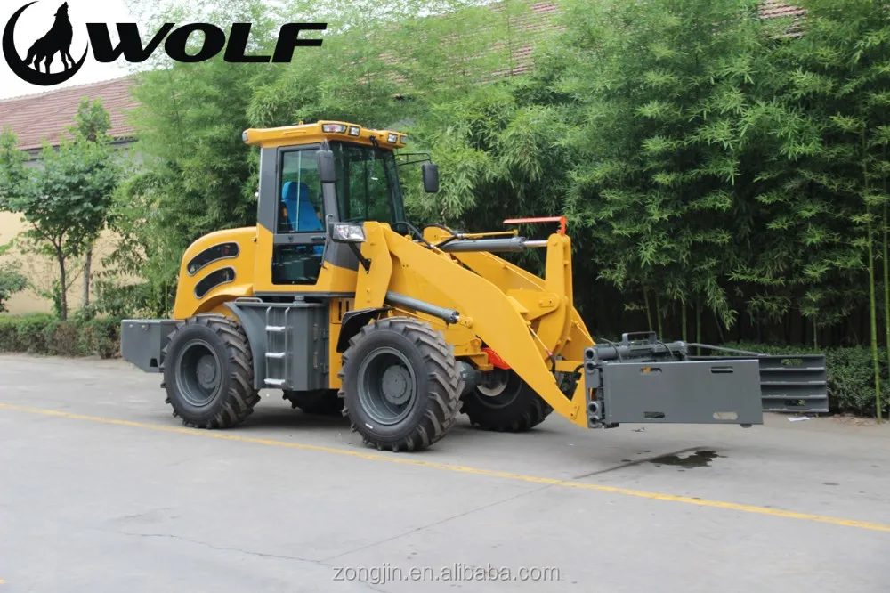 macchine operatrici bull WOLF-2-8ton-loader-with-Bale-grab