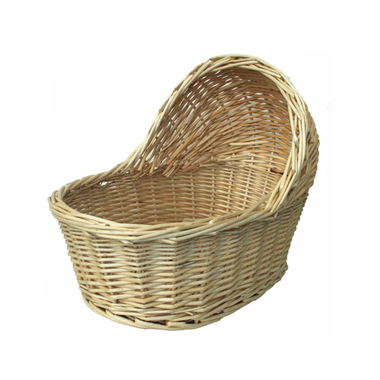 wicker gift bassinet (1).png