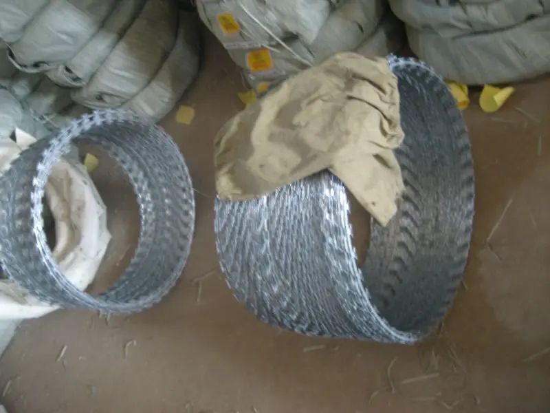Concertina Razor Wire / Galvanized Concertina Razor Wire / Hight