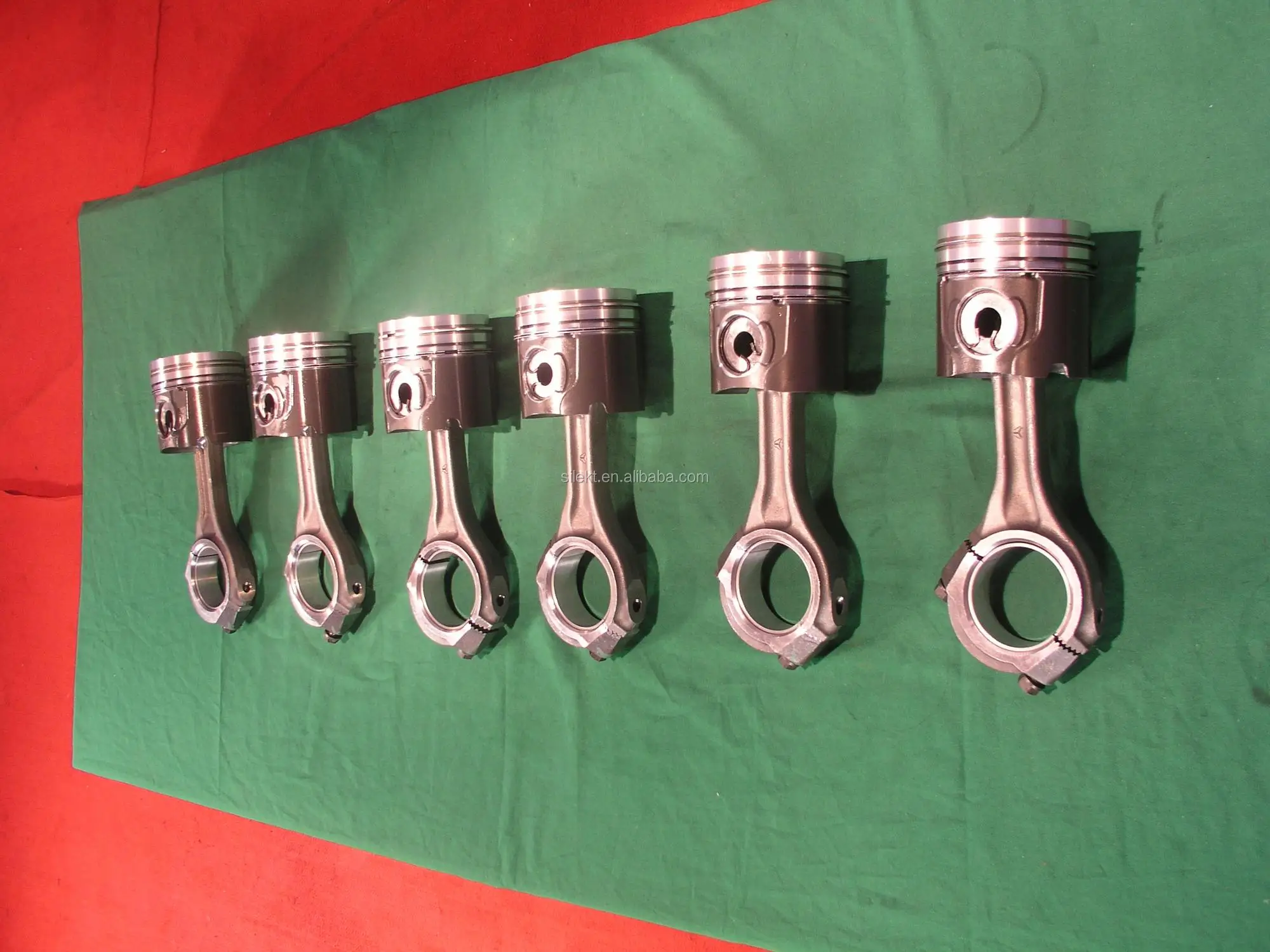 Intake Exhaust Valve For Wp12 Engine Euro Iii 612630050001 612630050002