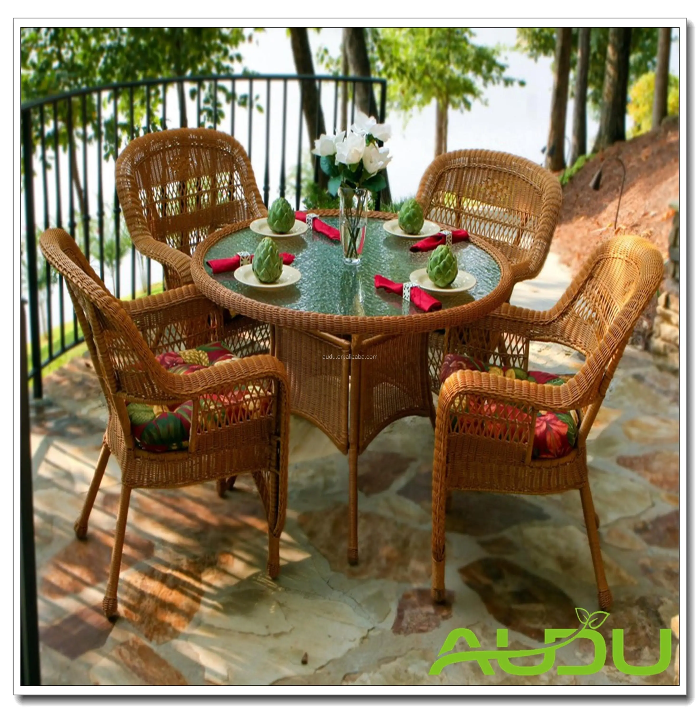 Chicago Redondo De Plástico Diseñada Tejido De Mimbre De La Mesa Y La