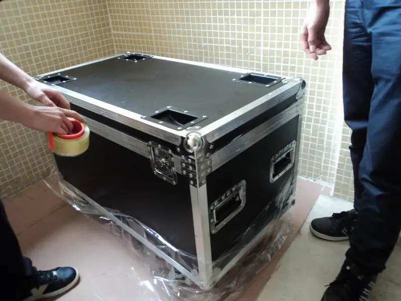 flight case..jpg