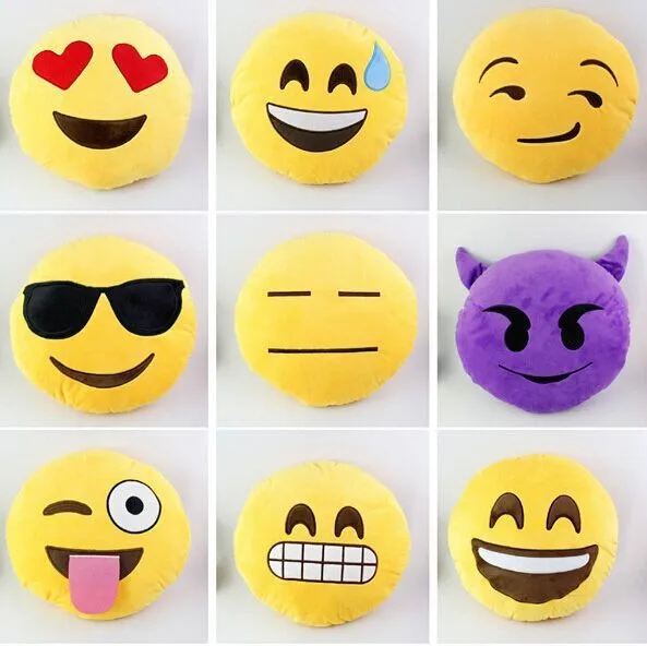 Download 940 Gambar Emoticon Senyum Palsu  