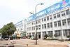 12m highway Q235 Q345 steel 180km/hr wind speed lamp post