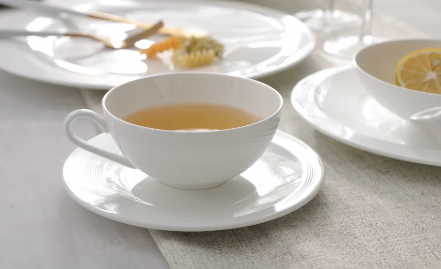 coffee cups and saucers sets