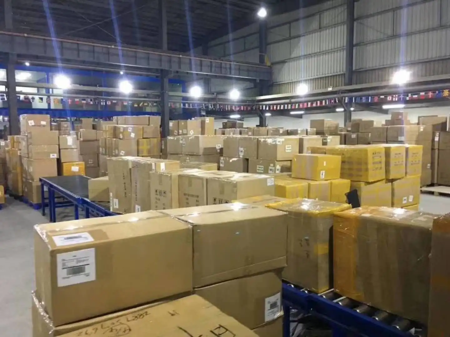 digital kids smartwatch bluetooth gps waterproof phone watch sim card camera smart watch android x6 phone 