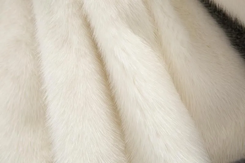 Plus Size Winter Coats Women 2018 New Luxurious Faux Fur Coat High Quality Silver Fox Fur Collar Hooded Jacket Long Overcoat