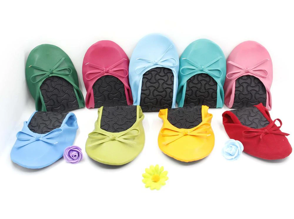 Wholesale Classical Black Foldable Ballet Shoes Women Flat Rollable