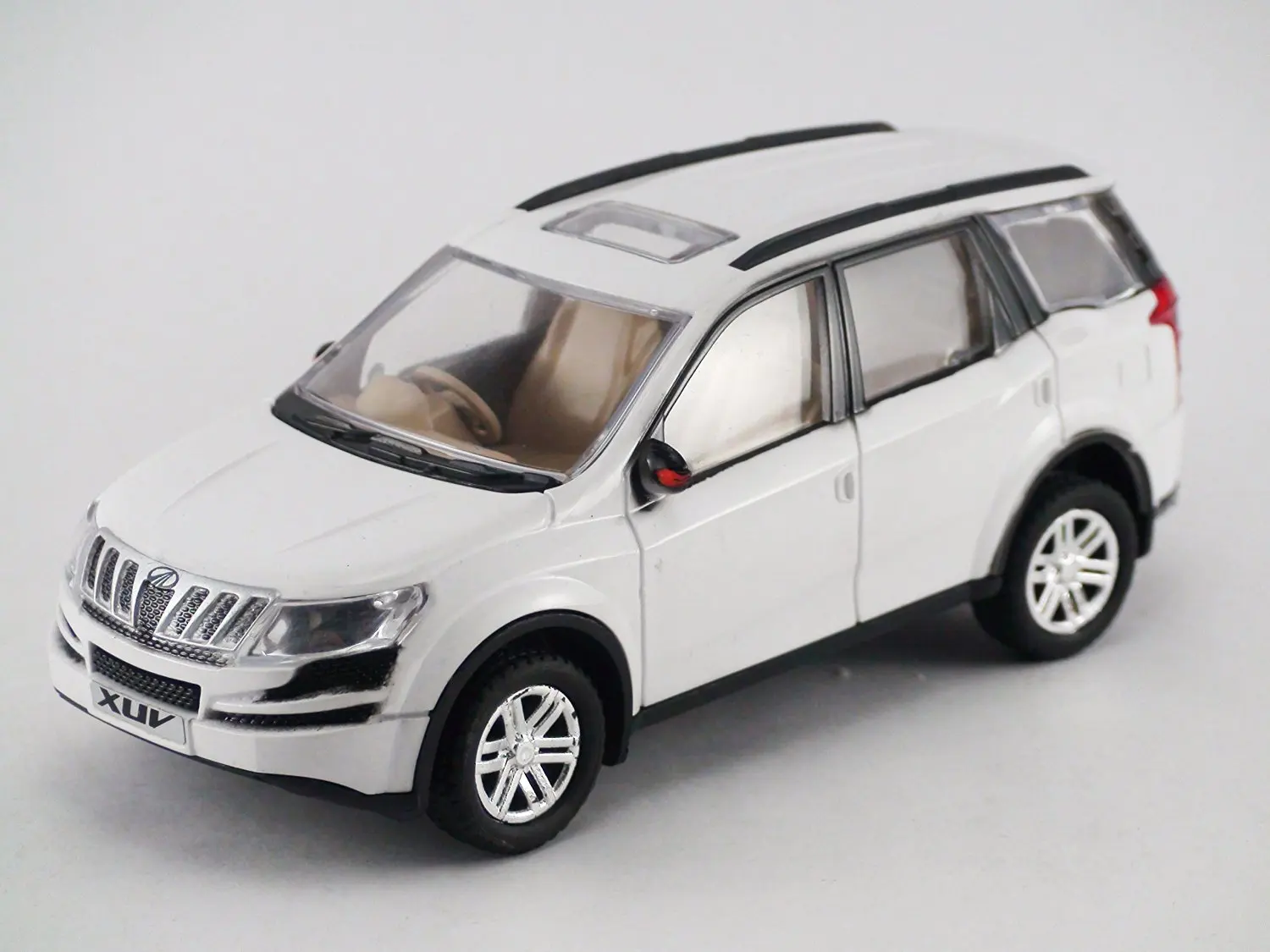 xuv 500 model toy car