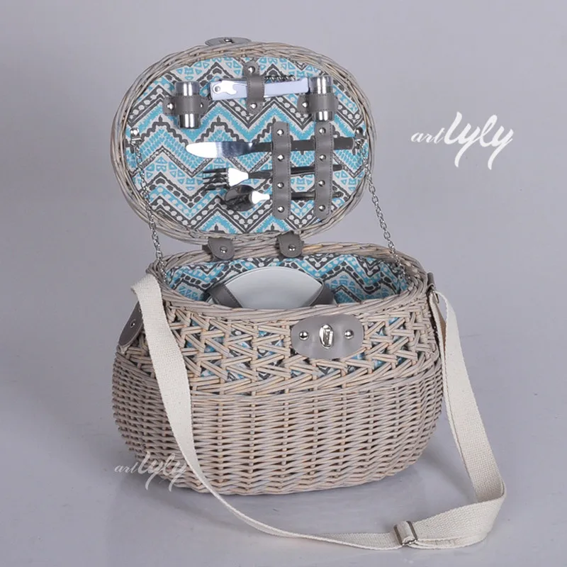 Wholesale raw rattan willow food fruit storage 2 bottle wicker wine bottles holder picnic baskets with liner shoulder strap
