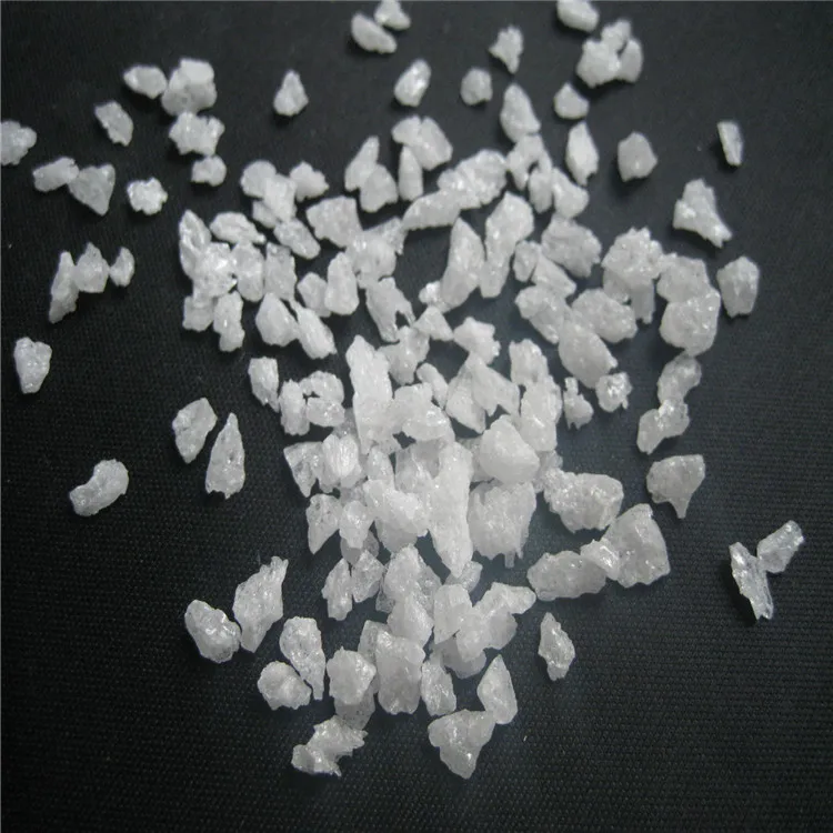 white fused alumina/white fused alumina powder and sand as the refractory material