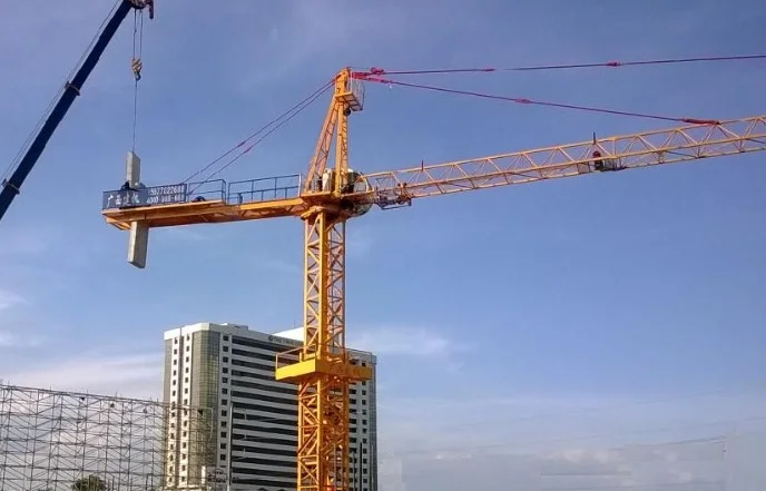 2 吨,臂长 55 米,qtz5512 建筑塔式起重机价格合理