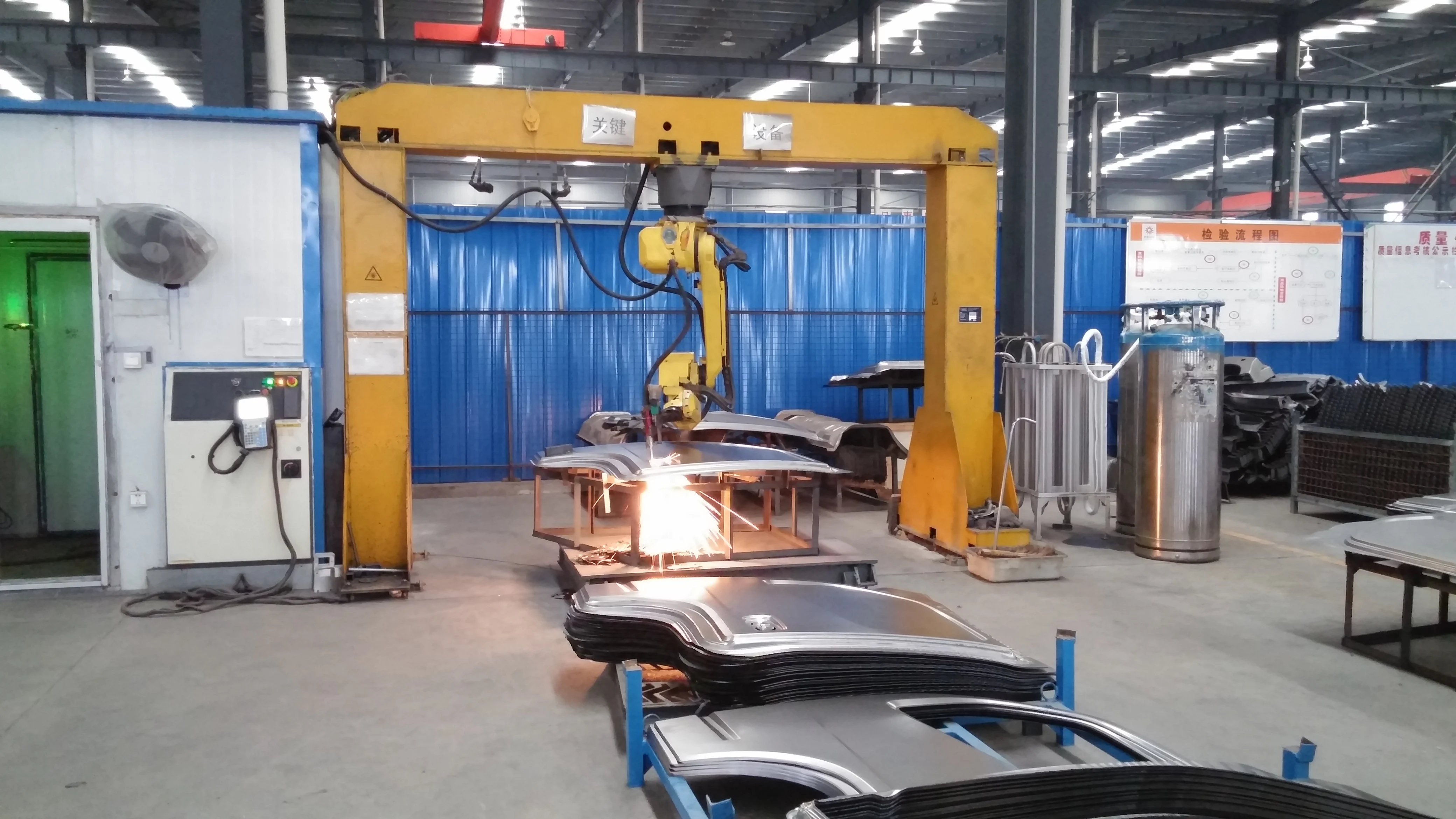 Hot Sale Mg5 Front Swing Arm Oem 10056523 And 10056524 For Roewe 350