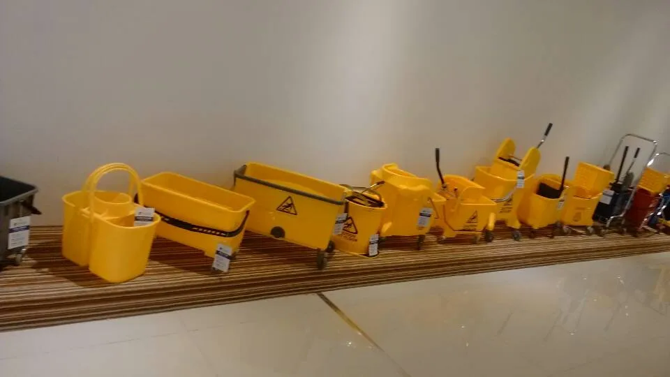 31L Deluxe side press mop bucket wringer