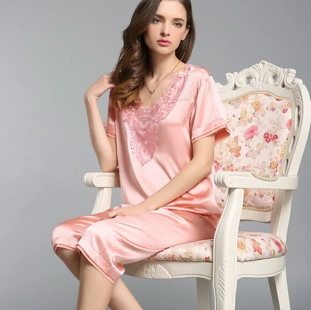 Elegant 100 Pure Real Silk Sexy Lace Shortsleeved Red Silk Pajamas