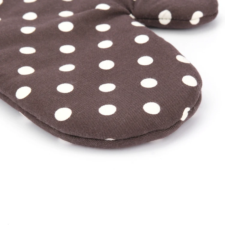 2264136330_115346187