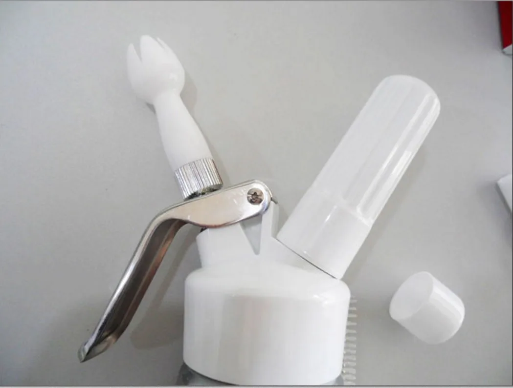 Cream whippers (4)