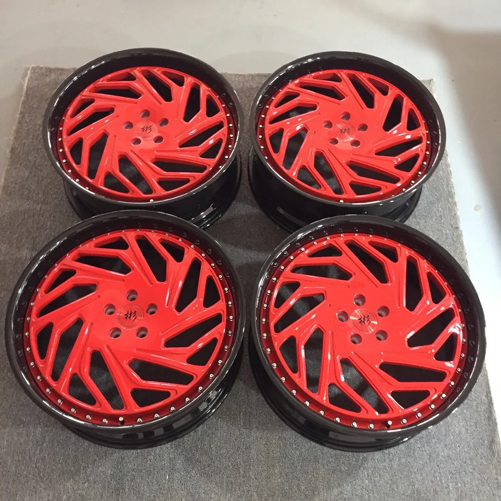 Twopiece Wheel Gloss Black Color Barrel Red Color Center 5x108