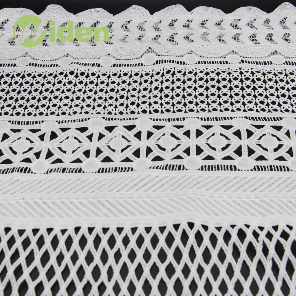 High Quality White Water Soluble Chemical Geometric Fabric Lace Wholesale