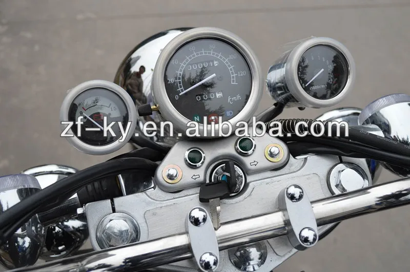 250cc chopper motorbike.jpg