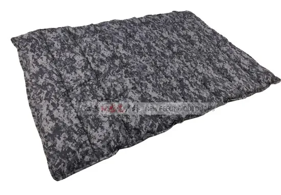 camouflage camping quilt E066 13