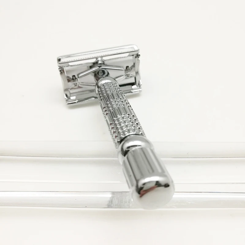 Butterfly Screw Open Razor - Double Edge Safety Blade