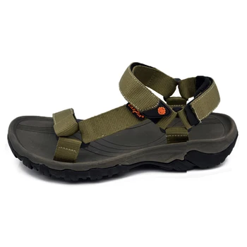 sandalia para caminhada