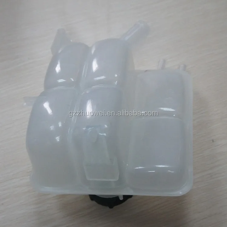 New Parts Plastic Expansion Tank For Japanese Cars 2012 Oem Z62215350