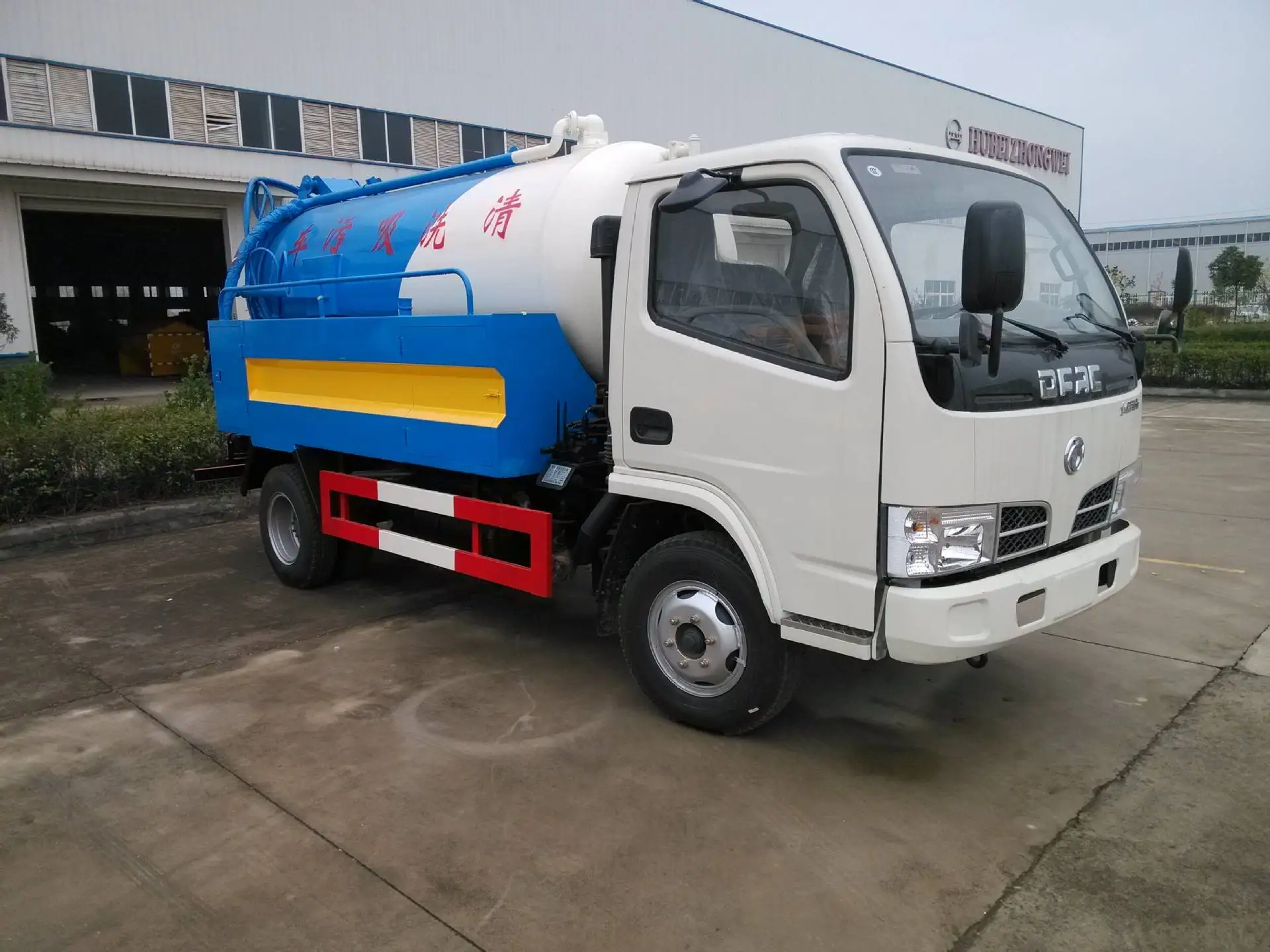 sewage & jetting truck (1).jpg
