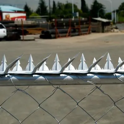 6cm-on-pole-fence(H)