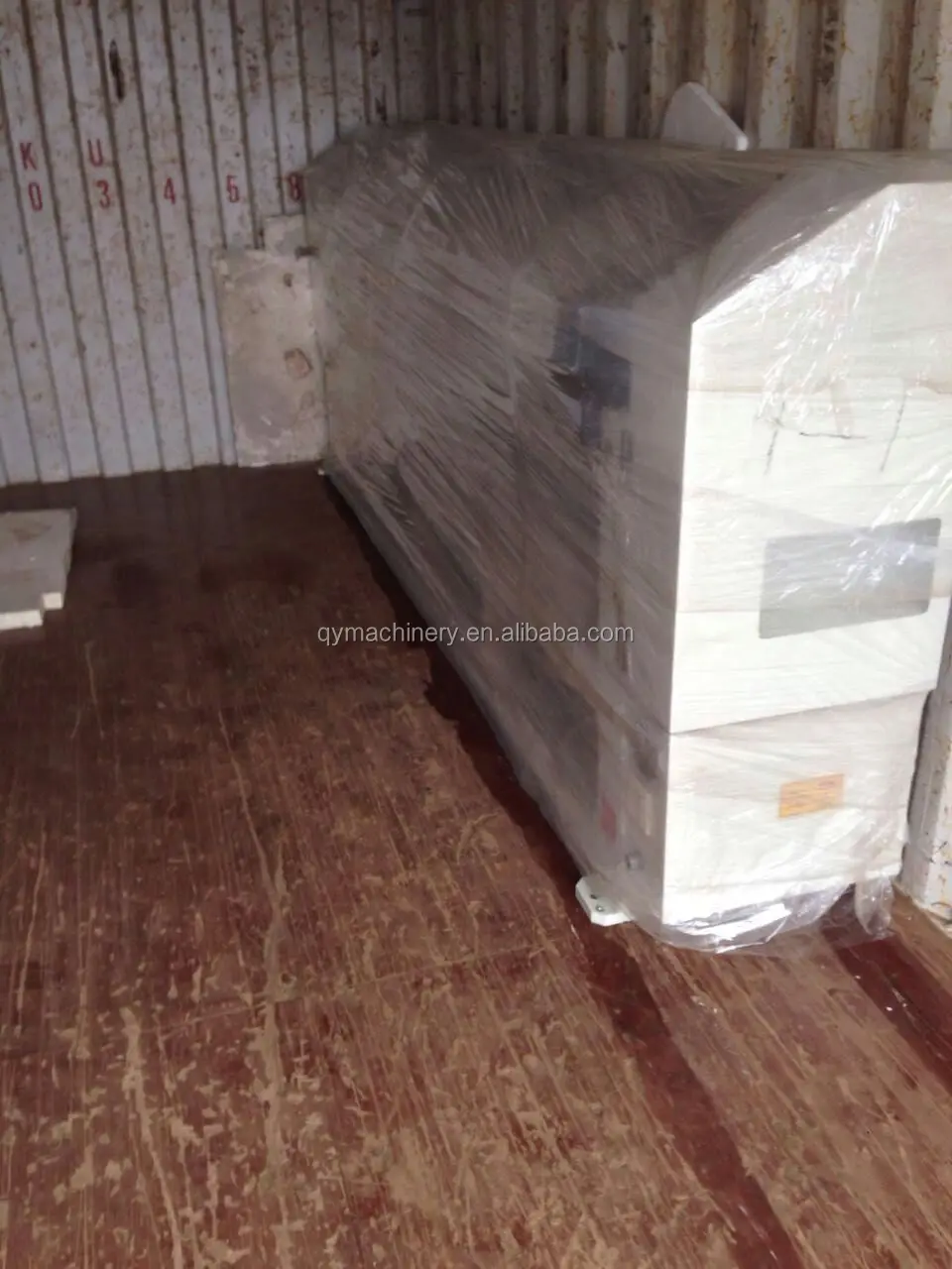 single needle lockstitch sewing machine