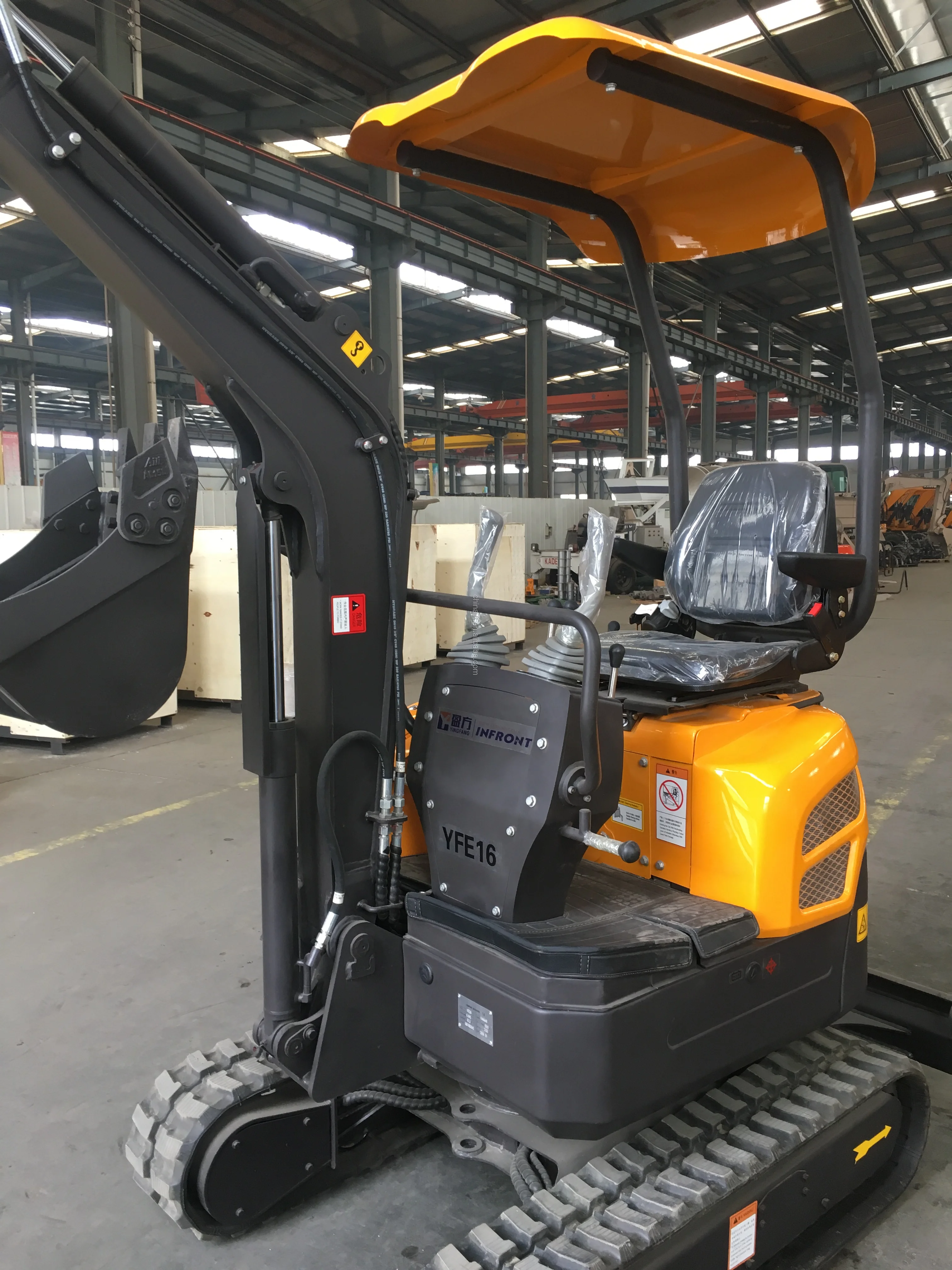excavator 1.jpg