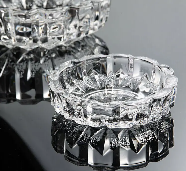 Hot Sale Creative  Simple Personalize Crystal Glass Round Ashtray For Living Room /Office