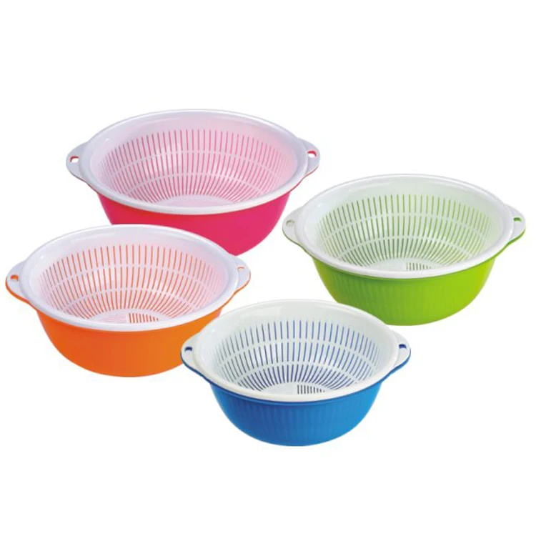 plastic colander with lid