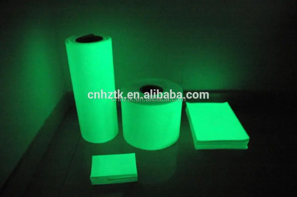 product-750.0-499.248120300752 Glow in the Dark Powder Photoluminescent Pigment Skin Safety