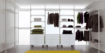 clothes hanging system