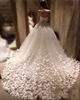 2019 Gorgeous Custom Made Wedding Dress Sweetheart Tulle Cathedral Train 3D Floral Appliques Butterfly Bridal Gowns
