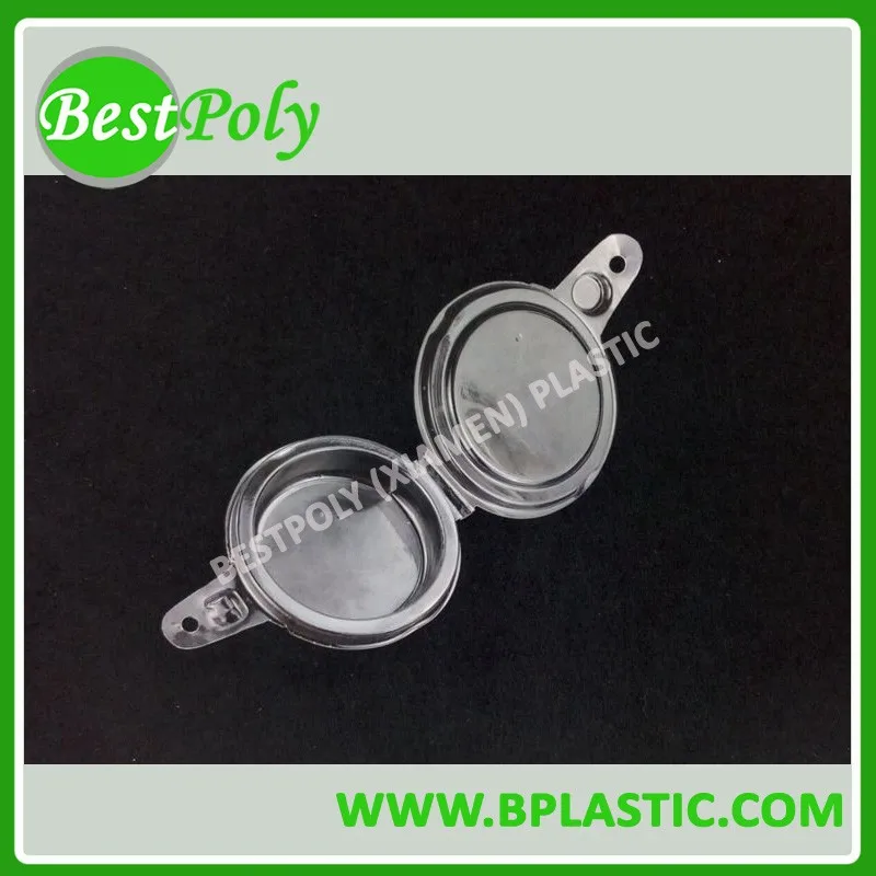 round clamshell packaging