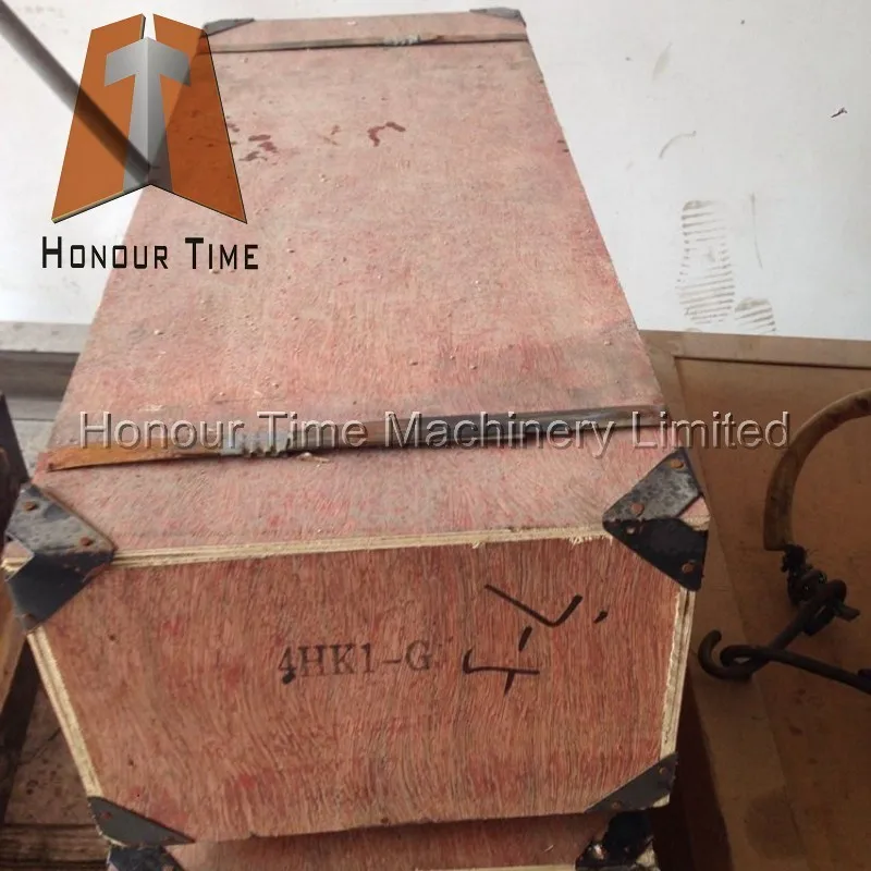 ZAX200 4HK1 Cylinder head for engine parts 2.jpg